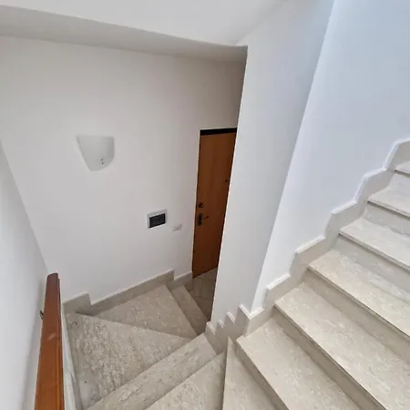 Casa Vacanza Vittoria Ашеа